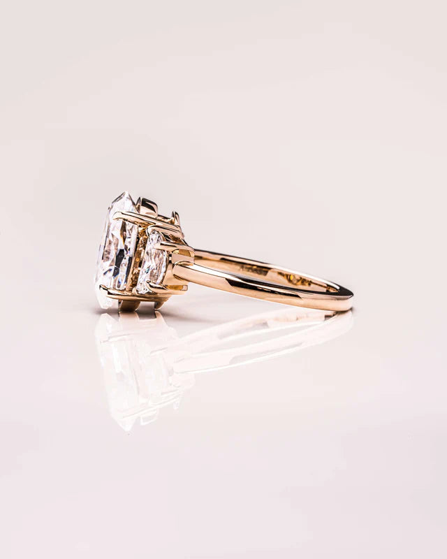 Oval Harmony Moissanite Ring