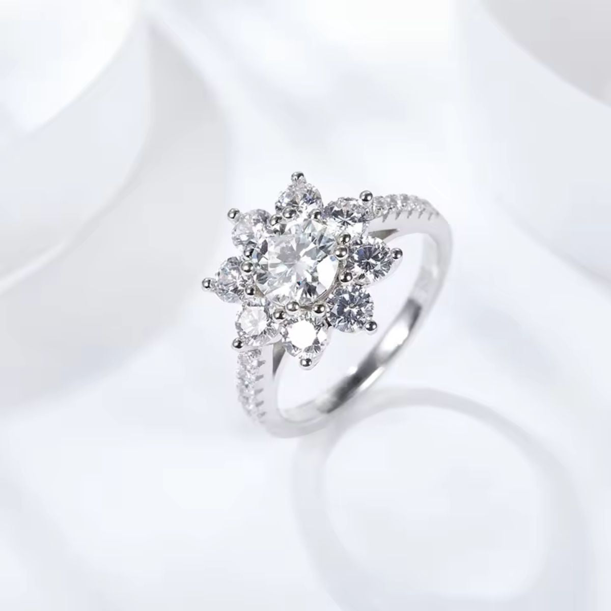 Helia Radianc Moissanite Ring