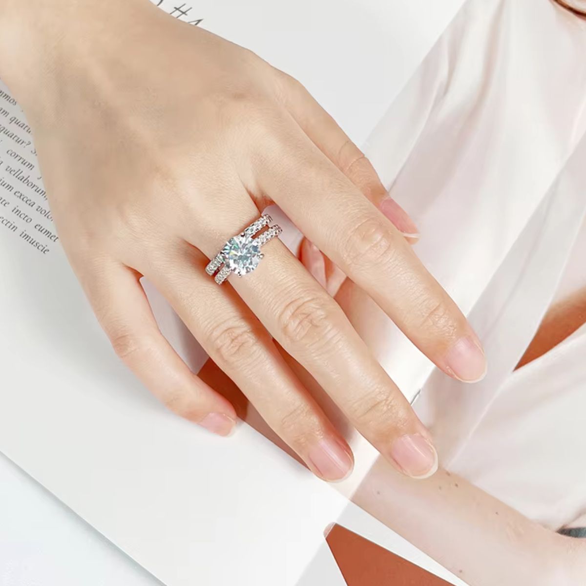 Seraphine Solitaire Duo™ with Moissanite Sparkle