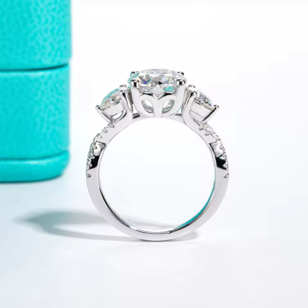 Lyra Radiance Ring