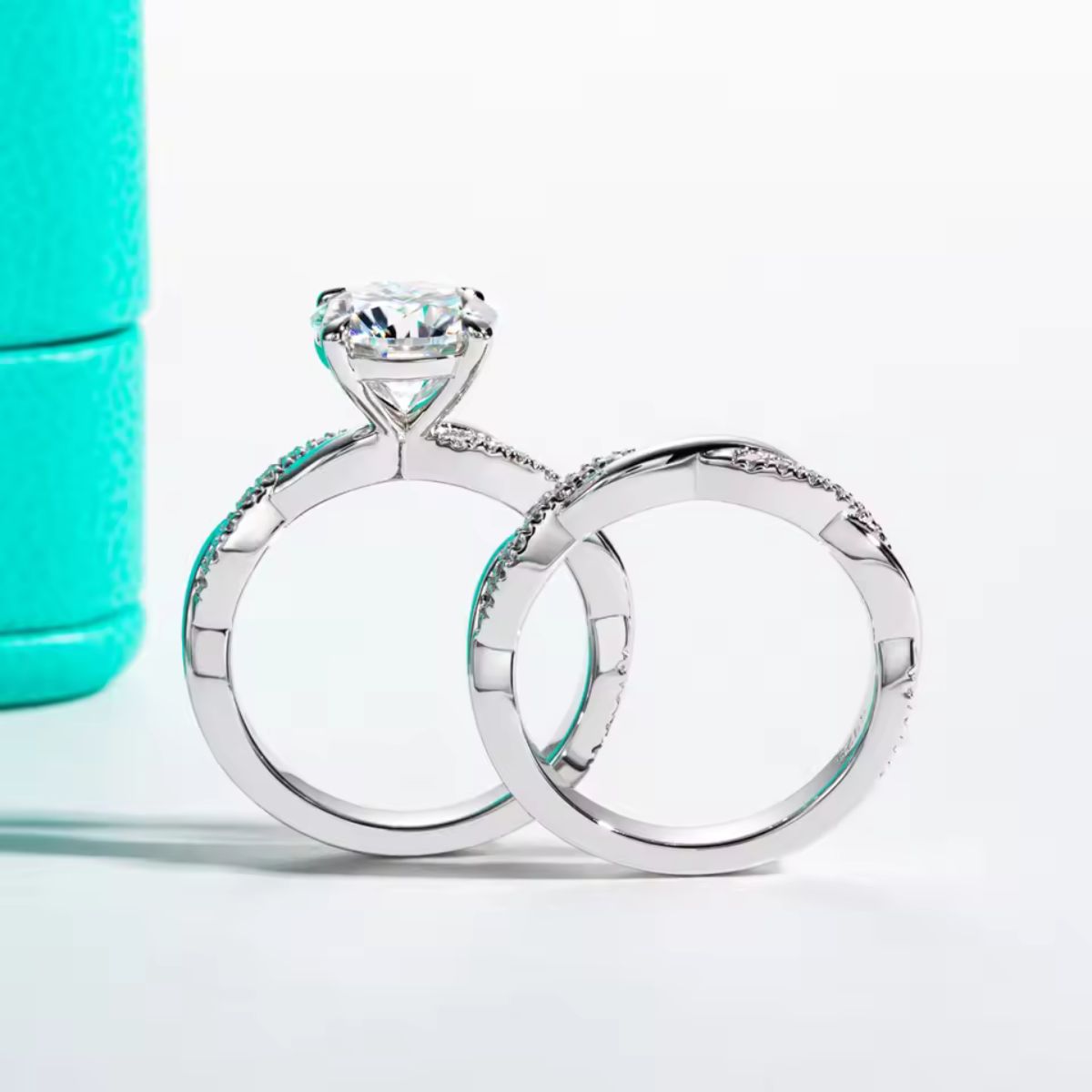 Round Twist Ring Set