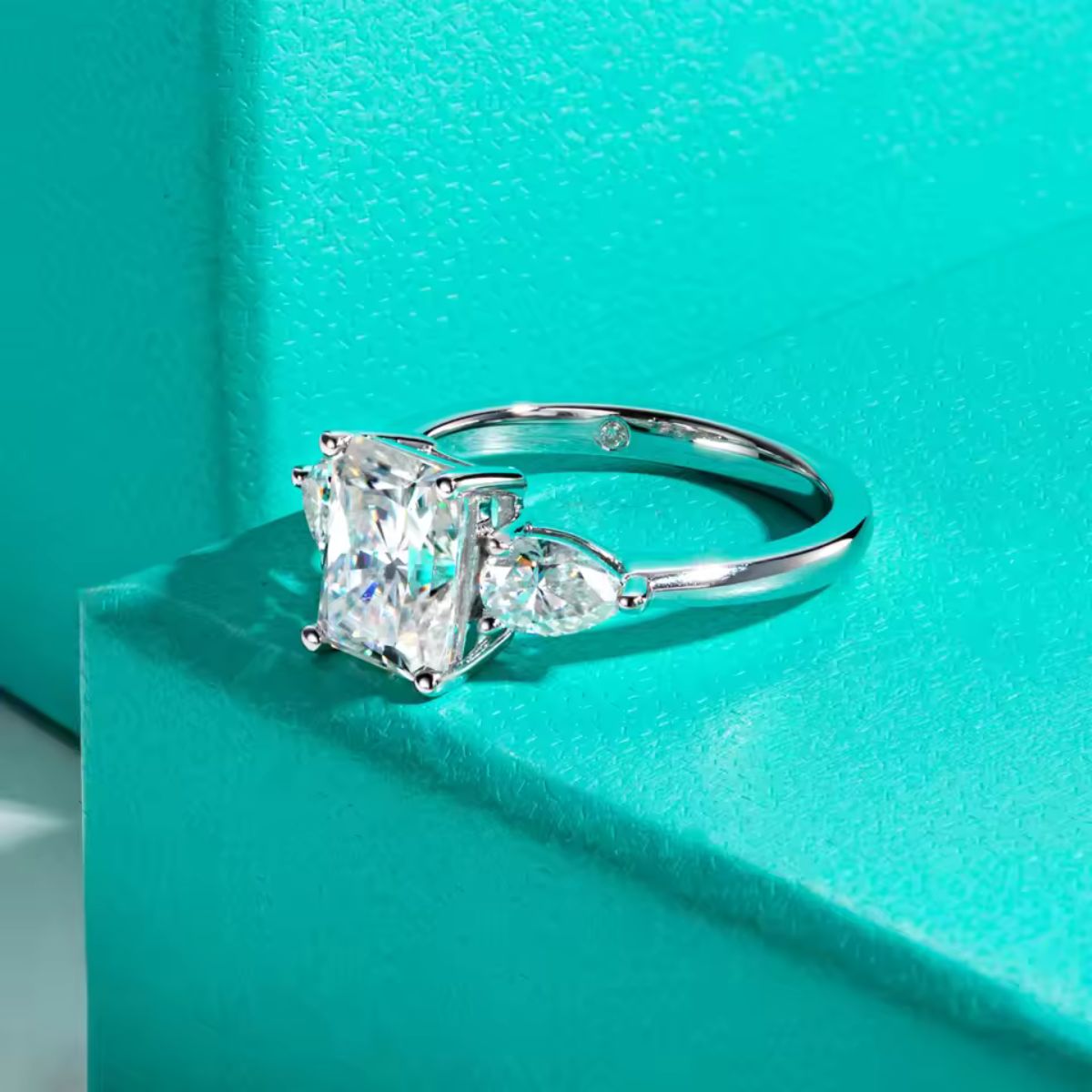 Seraphina Emerald Moissanite Ring