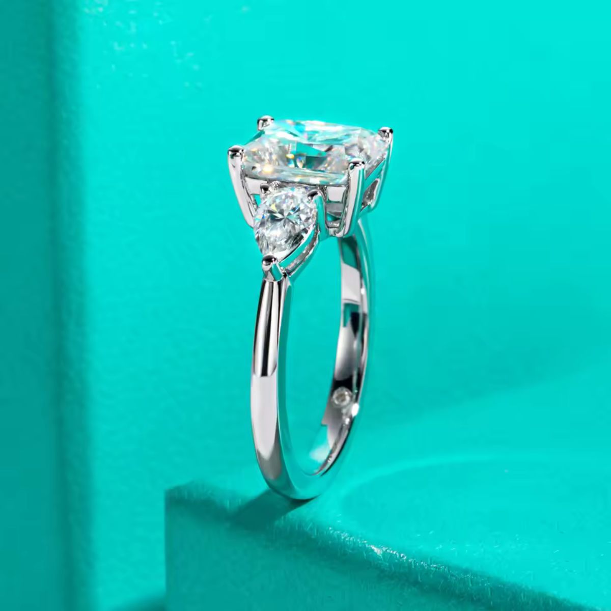 Seraphina Emerald Moissanite Ring