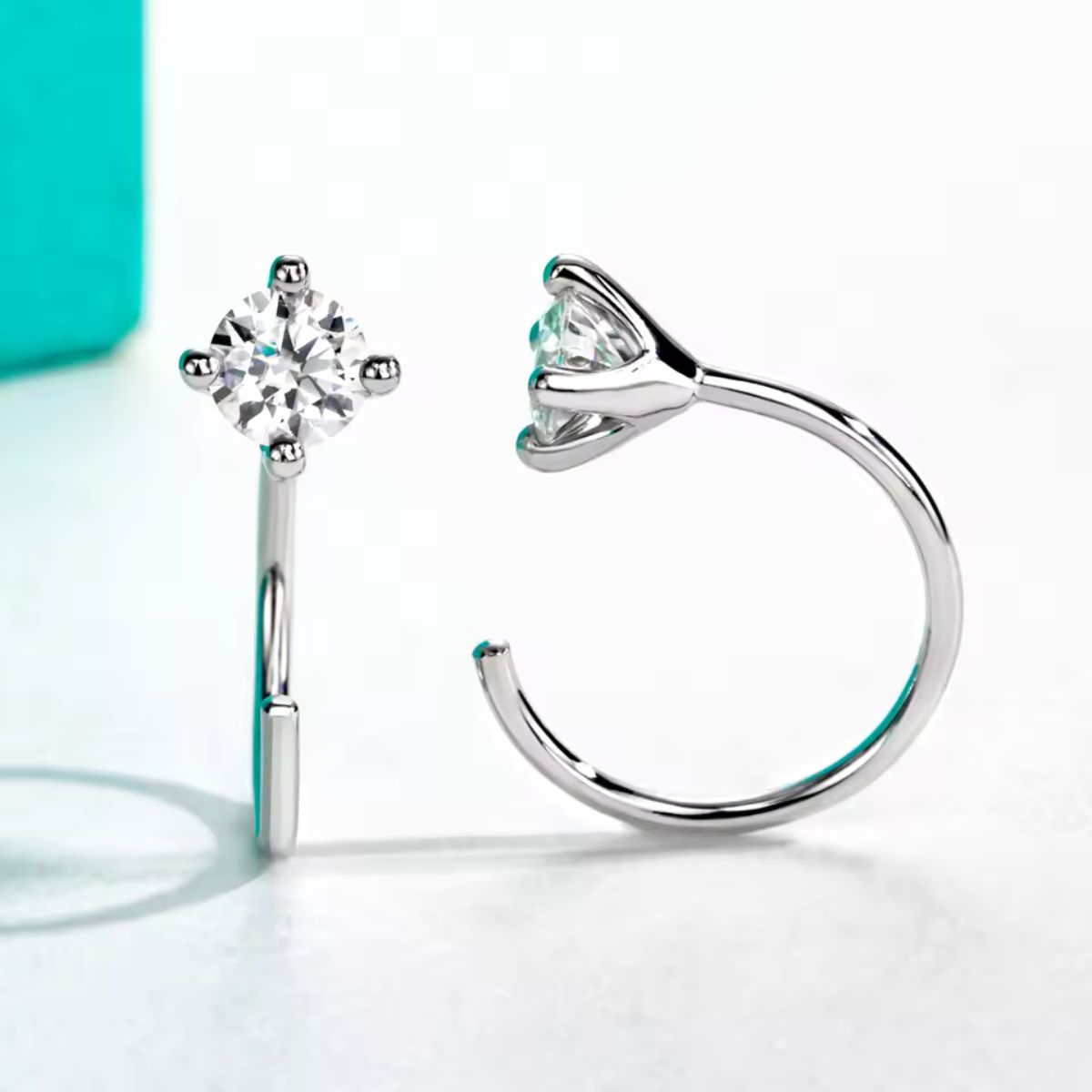 Round Open-Setting Stud Earrings