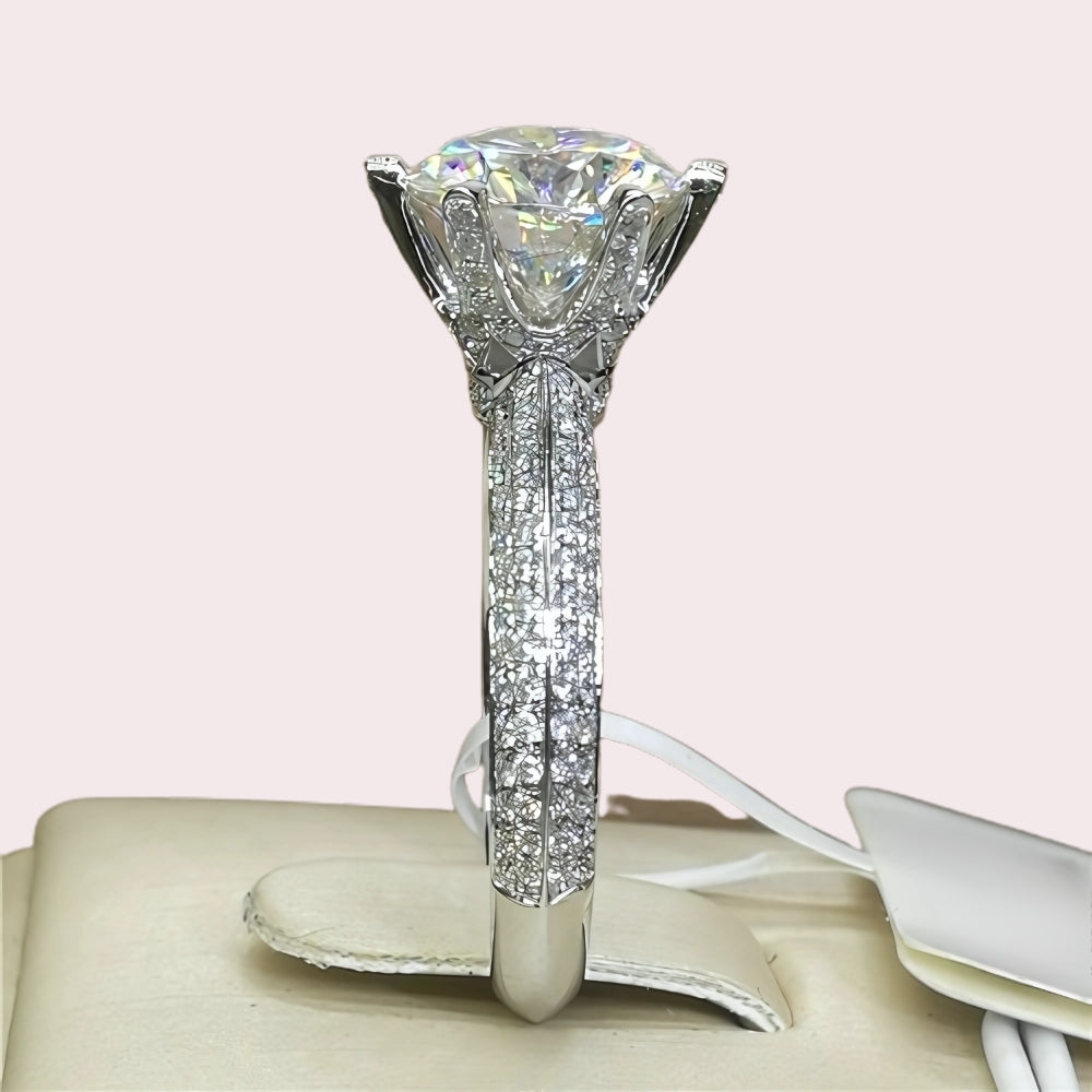 EverLustre Round Moissanite Ring