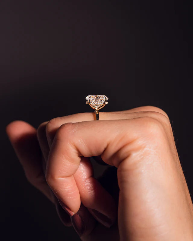 Aurelia Oval Moissanite Ring