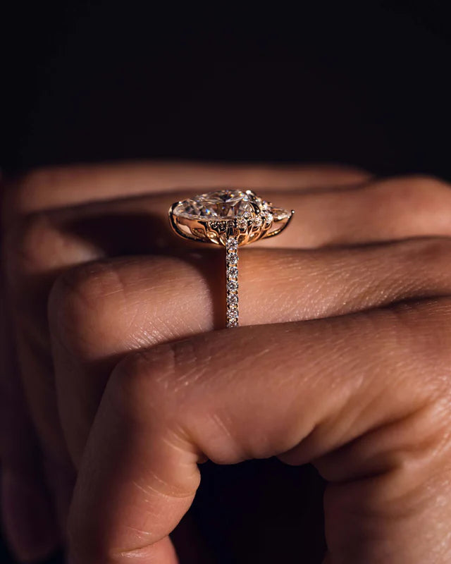 Aurora Moissanite Ring