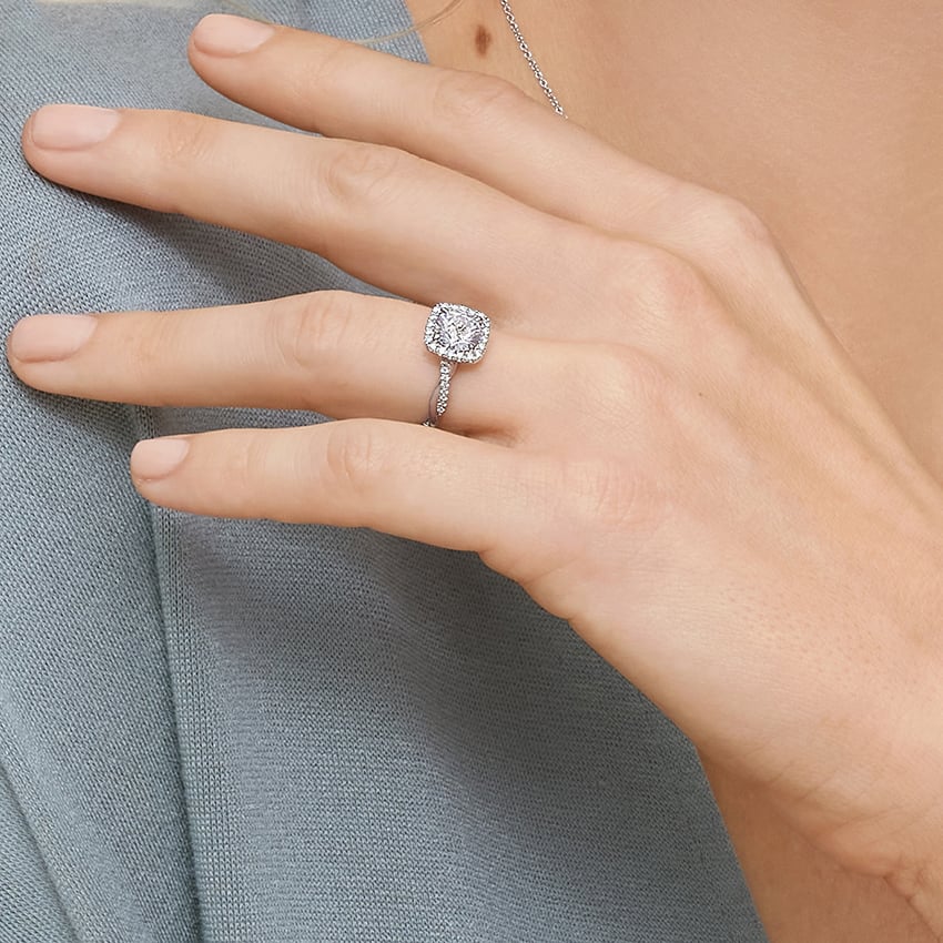 Twisted Halo Round Ring Set