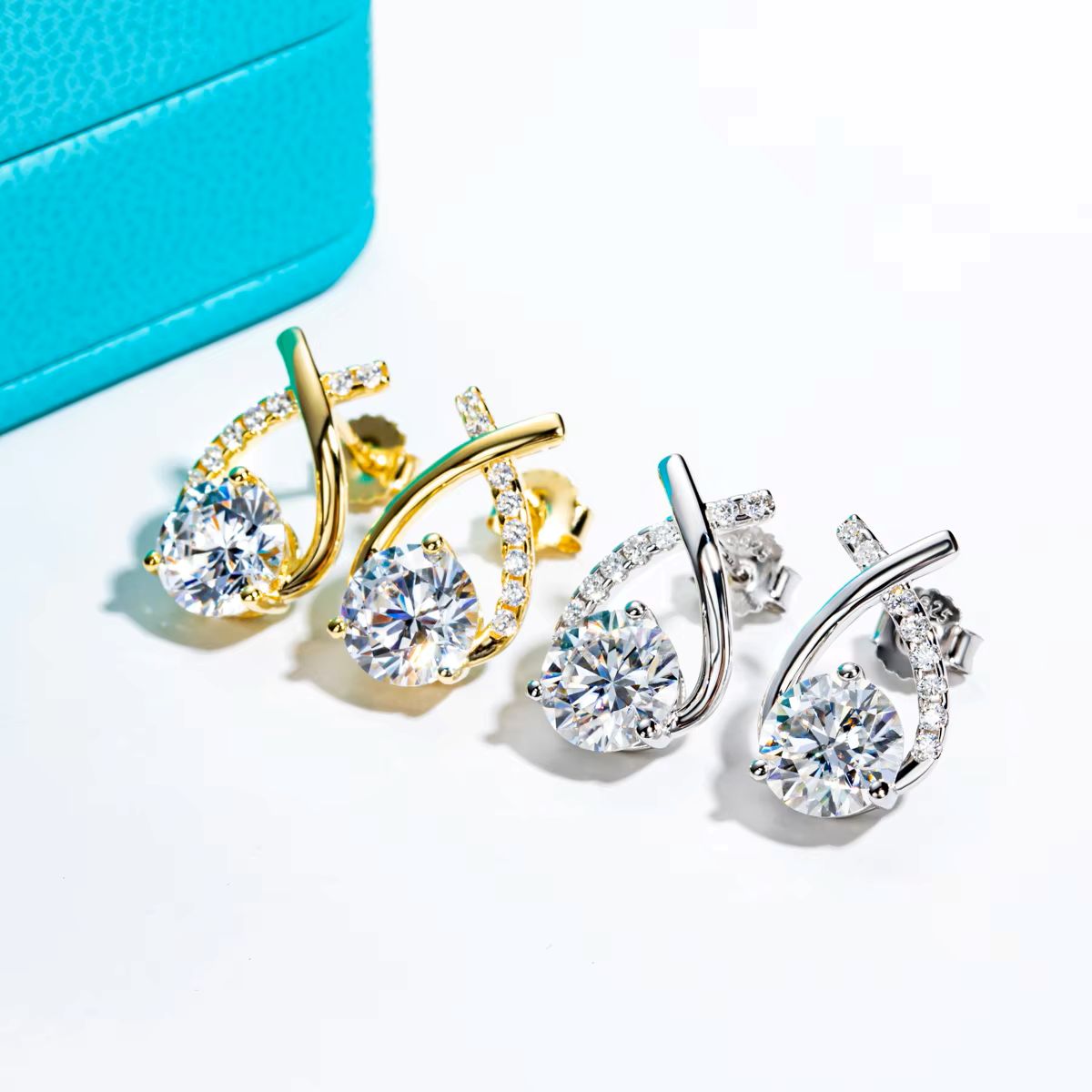 Crisscross Moissanite Stud Earrings