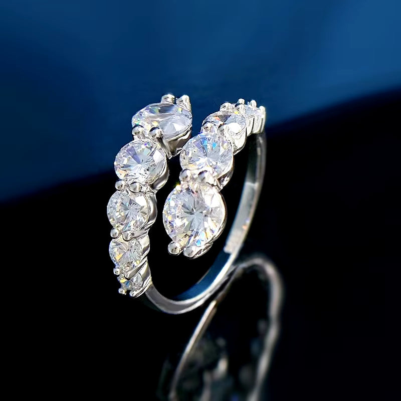 Everlyn Moissanite Infinity Band