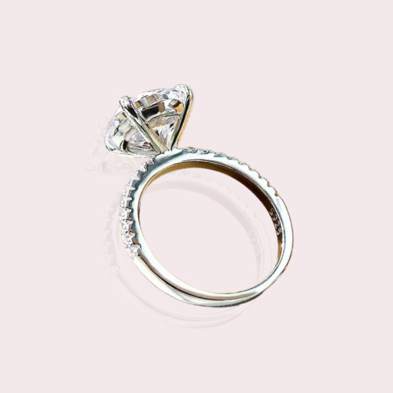 Oval Solitaire Moissanite Ring