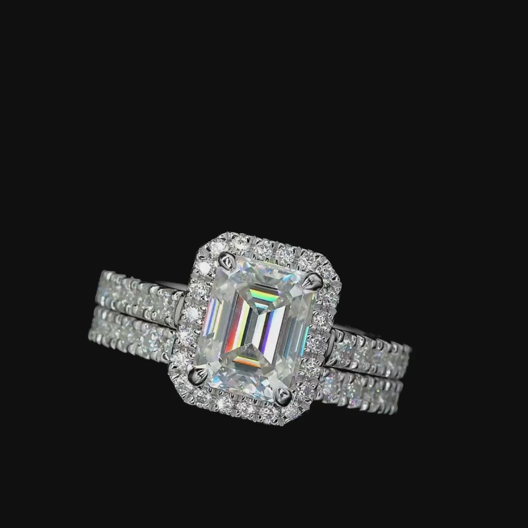 Elegant Emerald Halo Ring Set