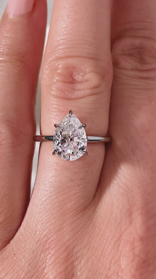 Ethereal Juliette Moissanite Ring